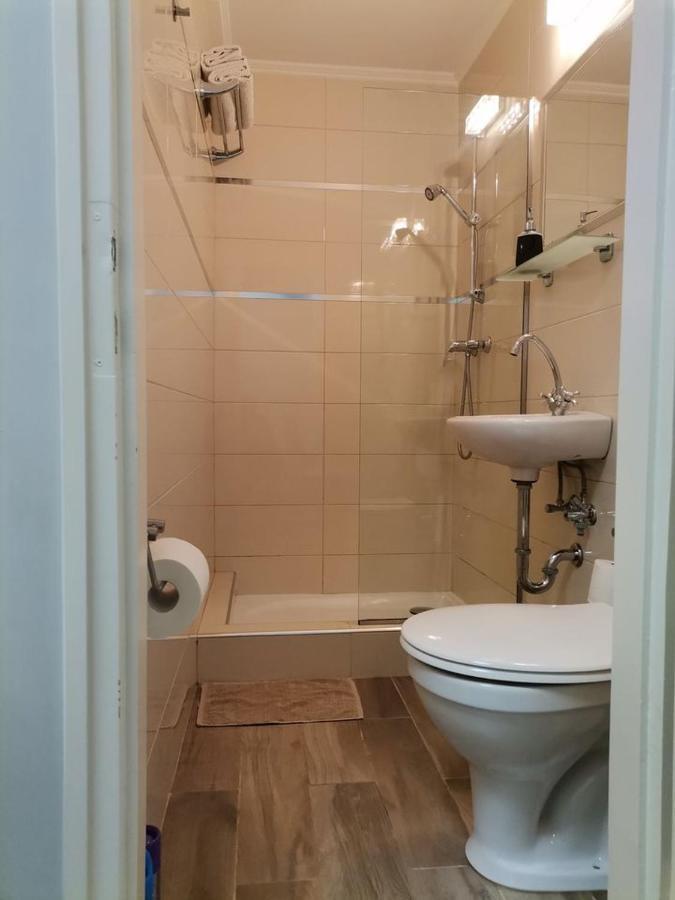 Lika Panzio Gyula Hotel Екстериор снимка